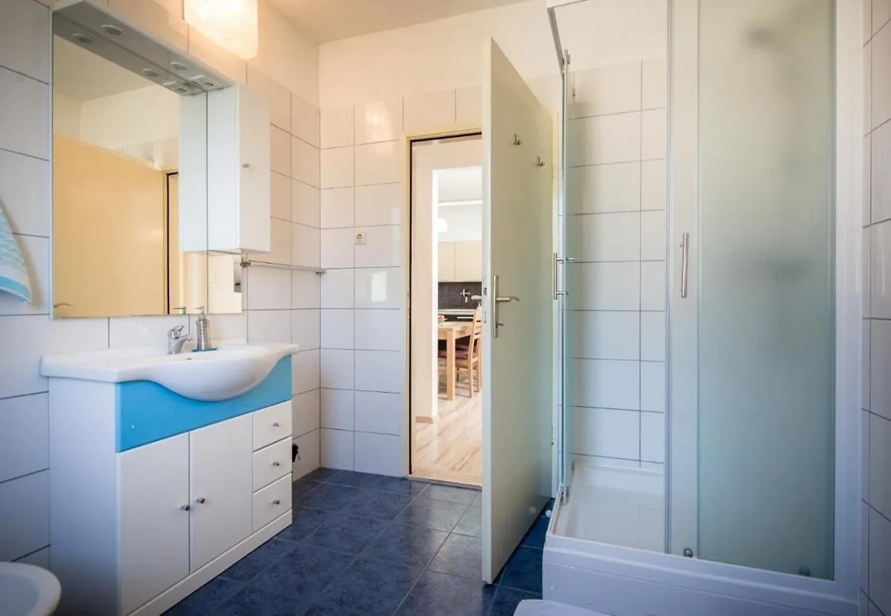 Apartment Draga With Sea View, Terrace & Parking Rovinj